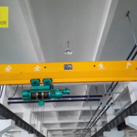成都起重機(jī)、10噸單梁行車(chē) 航吊 行車(chē)
