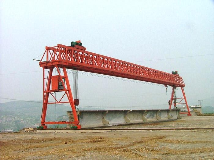 云南宜良縣提梁機(jī)安裝維修