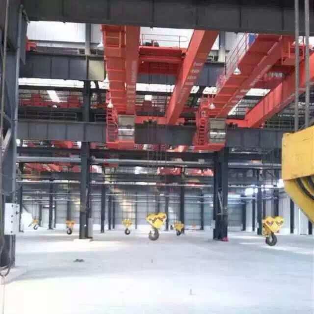 云南富寧縣雙梁起重機(jī)