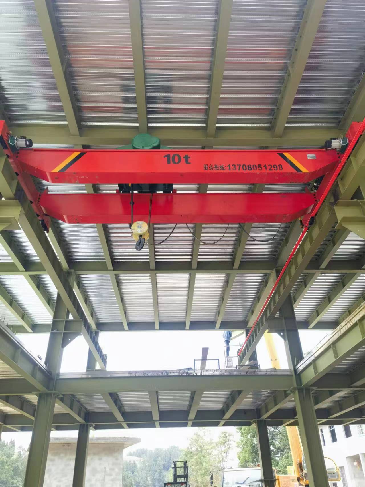 四川起重機(jī)廠 成都行車廠家、四川新盛華起重機(jī)有限公司