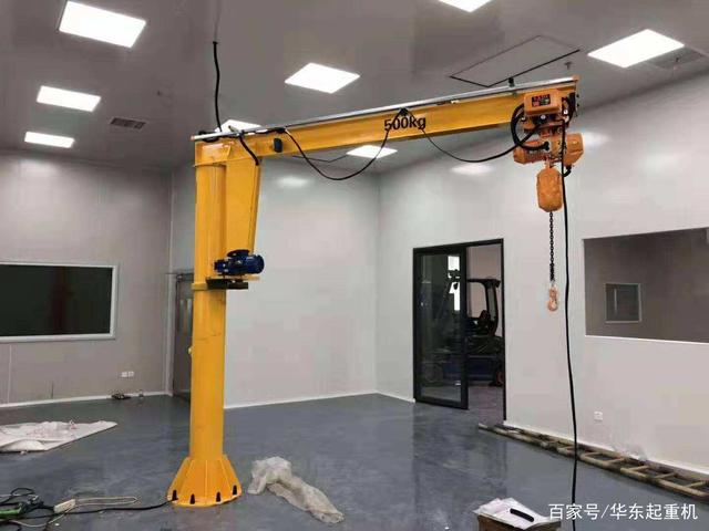 四川墻壁懸臂吊起重機(jī)生產(chǎn)廠家，成都輕小型起重機(jī)定做